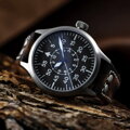 Steinhart Nav B-Uhr 44 Titan B Muster Central Second