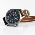 Steinhart Nav B-Uhr 44 Titan B Muster Central Second