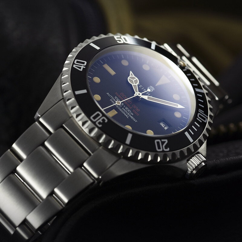 Steinhart OCEAN One VINTAGE Red/ New automatic wristwatch
