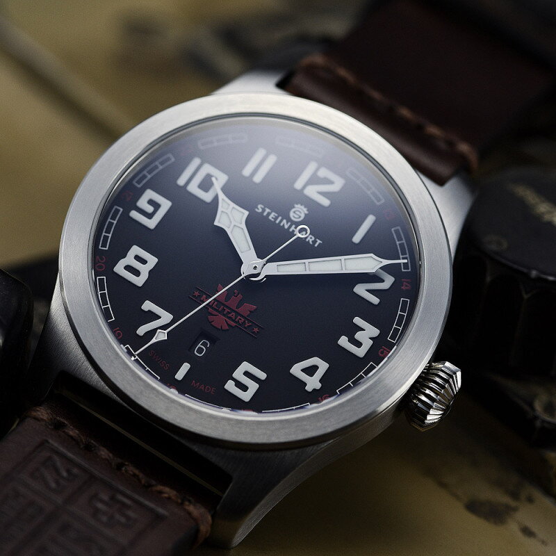 Steinhart military shop 42 automatic black